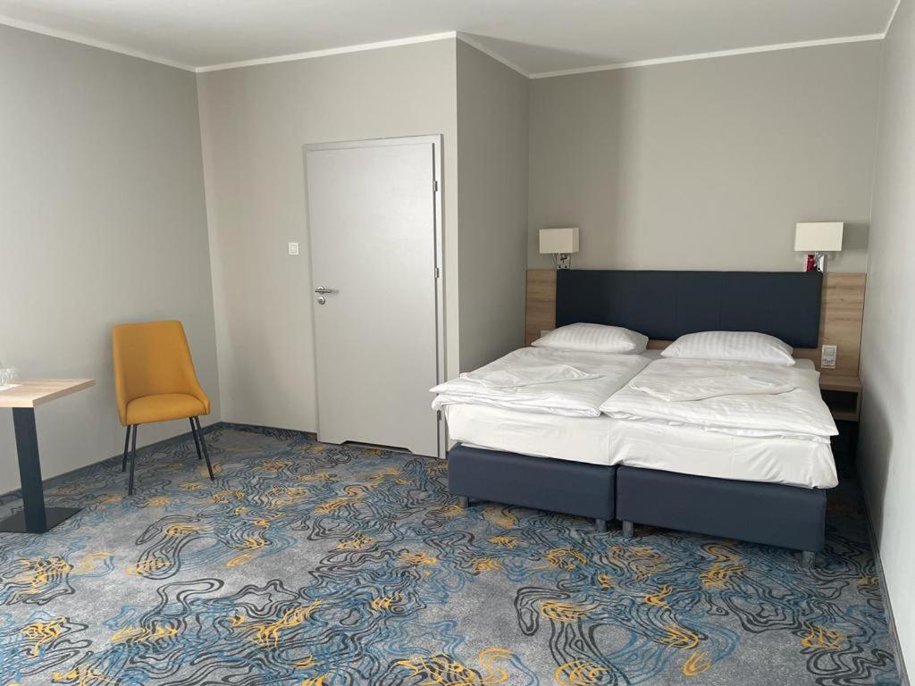 Hotel Dobosz Police Kültér fotó