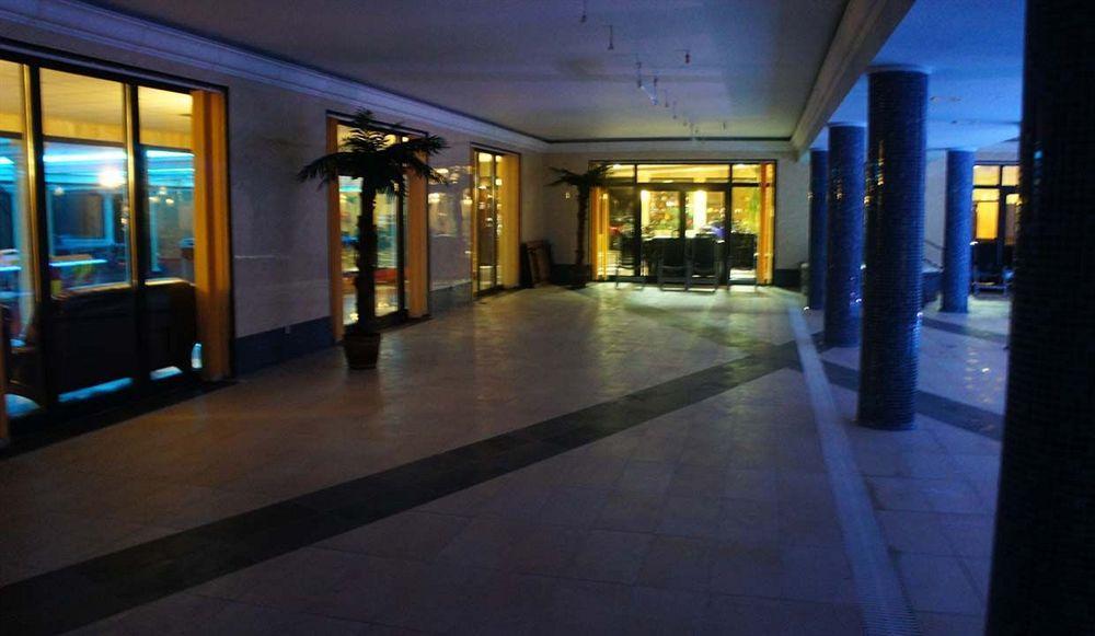 Hotel Dobosz Police Kültér fotó